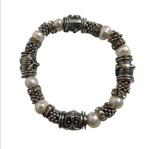 Owl Silvertone Rhinestone Bead &‎ Freshwater Pearl Stretch Bracelet